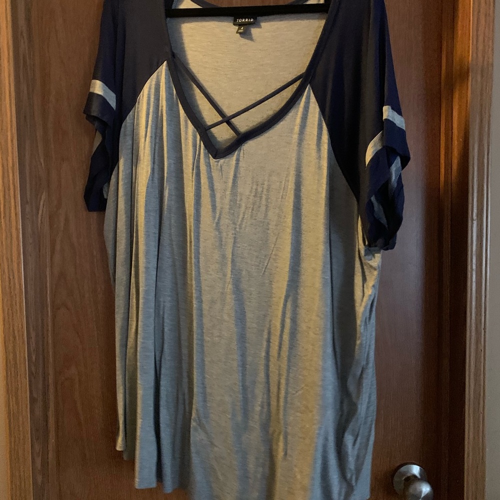 V neck t shirt